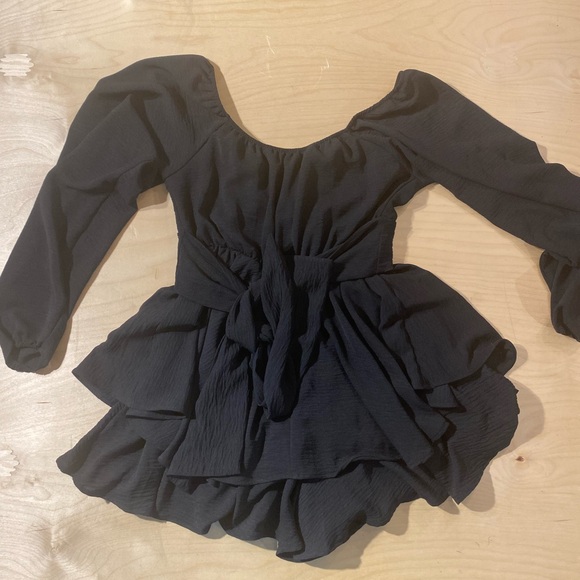 Altar'd State Black Ruffled Romper Medium (IG) - Picture 11 of 12
